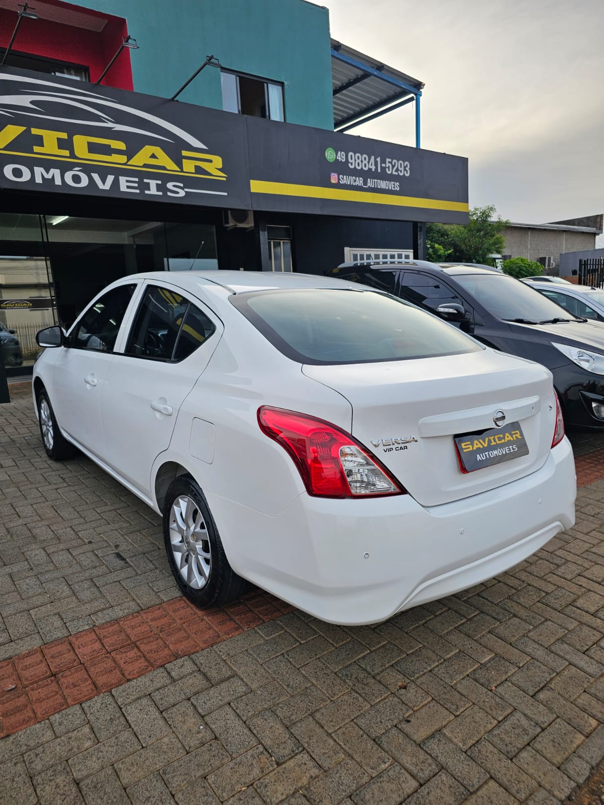 NISSAN VERSA S